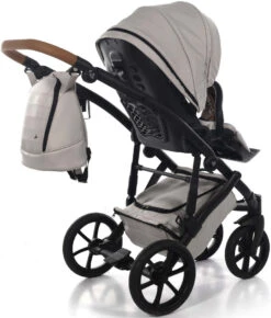 Tako Space Beige Kinderwagen Incl. Tas 02 -Baby Verkoop Tako Space Beige Kinderwagen incl. Tas 02 17