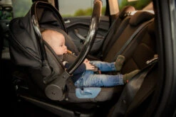 Ding Fenix Black/Rose Autostoel 0-13kg 18 Ding Fenix Black/Rose Autostoel 0-13kg -Baby Verkoop ding fenix autostoel302 2