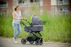 Ding Fenix Grey/Silver 3-in-1 Combi Kinderwagen Incl. Autostoel 38 Ding Fenix Grey/Silver 3-in-1 Combi Kinderwagen Incl. Autostoel -Baby Verkoop ding fenix grey kinderwagen 1