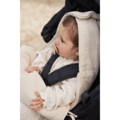 Jollein Grain Knit Oatmeal 3/5 Punts 0-9 Maanden Autostoel Voetenzak 025-811-67047 -Baby Verkoop jollein grain knit oatmeal 0 9 maanden autostoel voetenzak 025 811 67047 3