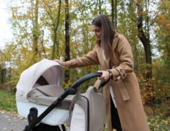 Kunert Talisman Black Flowers 2-in-1 Kinderwagen TA-01-BLACK -Baby Verkoop kunert talisman black green 2 in 1 kinderwagen ta 04 black 000