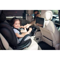 Lorelli Aviator Black/Light Grey 0-36 Kg SPS Isofix 360° Autostoel 1007130-2336 -Baby Verkoop lorelli aviator 0 36 kg sps isofix 360 autostoel sfeer 2
