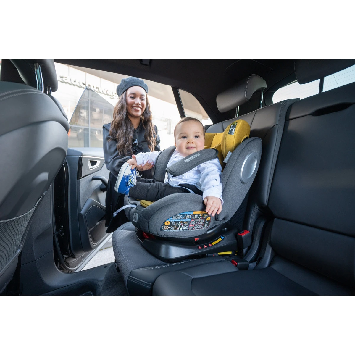 Lorelli Lyra Black 0-36 Kg Isofix 360º Autostoel 1007145-2305 10 Lorelli Lyra Black 0-36 Kg Isofix 360º Autostoel 1007145-2305 - Image 8