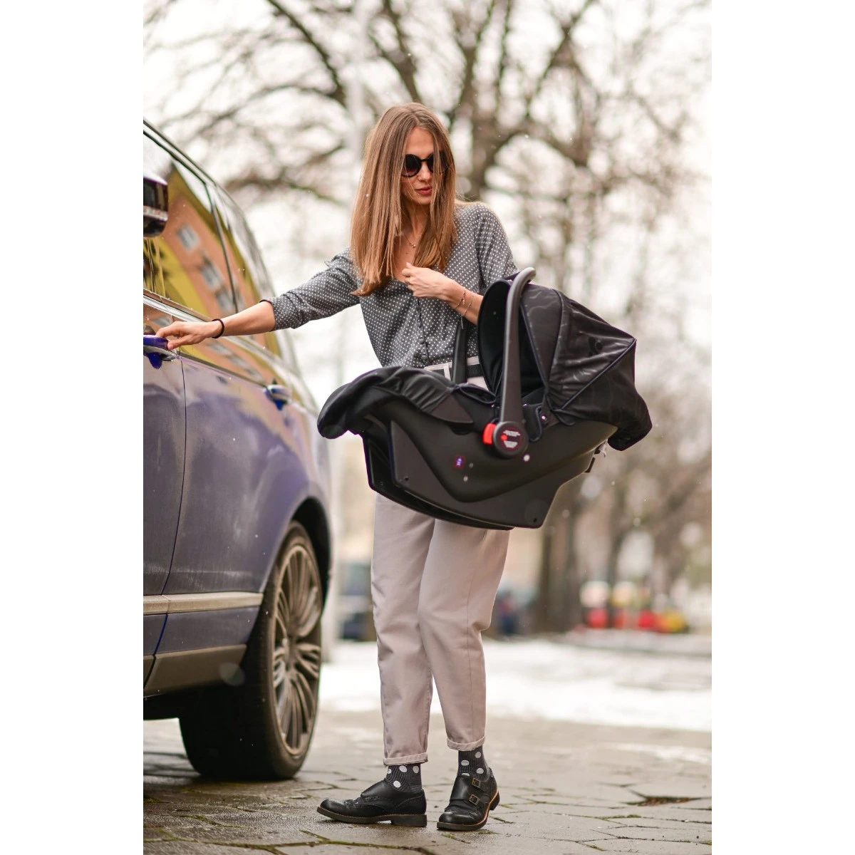 Lorelli Pluto Black 0-13 Kg Autostoel 1007121-2005R 7 Lorelli Pluto Black 0-13 Kg Autostoel 1007121-2005R - Image 5